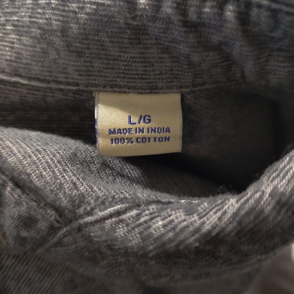 Tommy Bahama Grey Corduroy Button Up with Small White Diamond Pattern Men's M - Picture 4 of 5